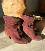 Enkellaarsjes suède 41 burgundy, Kleding | Dames, Ophalen of Verzenden, Zo goed als nieuw, Rood