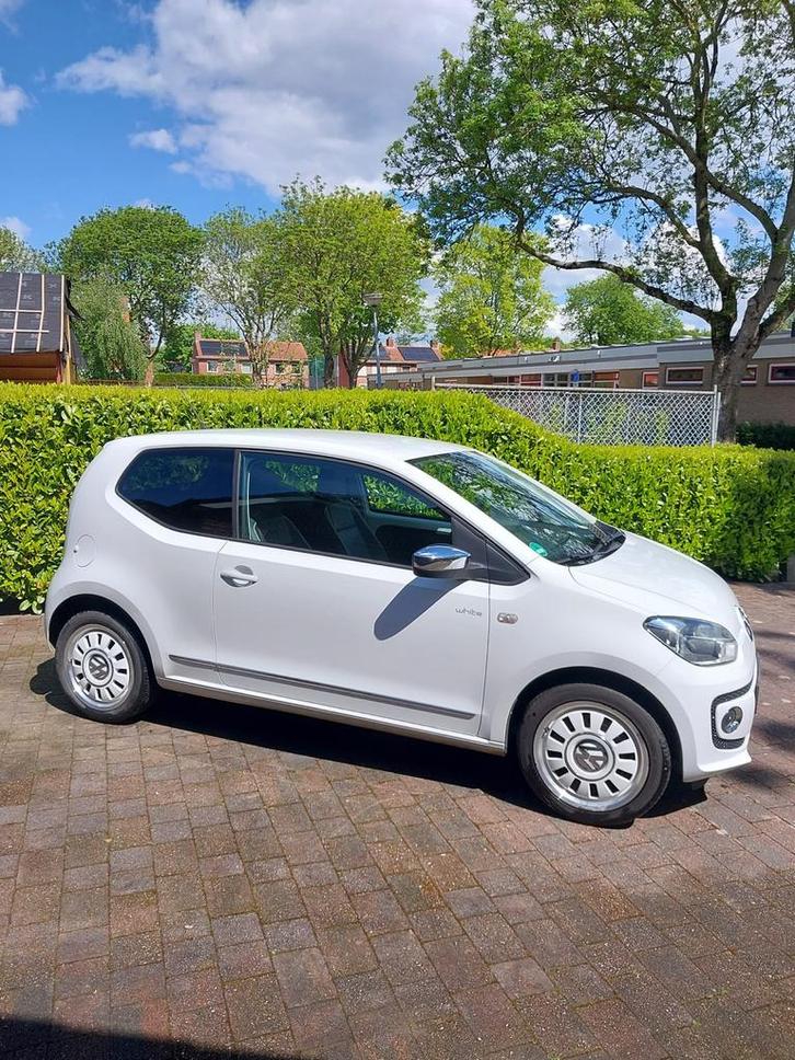 Volkswagen up! 1.0 2012 Wit, Auto's, Volkswagen, Particulier, up!, Benzine, A, Hatchback, Handgeschakeld, Geïmporteerd, Wit, Voorwielaandrijving