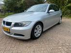 BMW 3-Serie 2.0 I 318 High Executive, Auto's, 4 cilinders, 129 pk, Handgeschakeld, Grijs