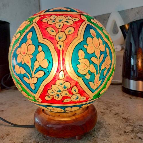 Vintage Kameel Blaas Tafellamp Handbeschilderd, Huis en Inrichting, Lampen | Tafellampen, Gebruikt, Minder dan 50 cm, Hout, Overige materialen