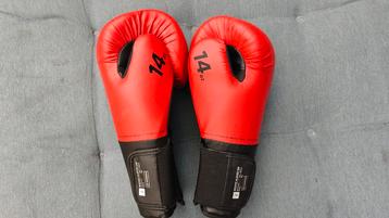 14oz Bokshandschoenen - Outshock  beschikbaar voor biedingen