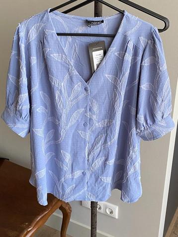 Norah. Nieuw. Maat 40. Blouse. Lavendel blauw. beschikbaar voor biedingen