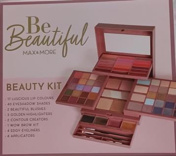 #Make-up #Doos beschikbaar voor biedingen