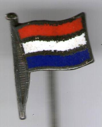 Nederland vlag email op zilverkleurig speldje ( U_417a ) beschikbaar voor biedingen