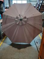 Intratuin parasol met parasol voet, Zo goed als nieuw, Ophalen