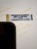 Gesigneerde foto van Angus Young van AC/DC, Ophalen of Verzenden, Zo goed als nieuw, Foto of Kaart, Gesigneerd