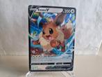 Eevee V, Hobby en Vrije tijd, Verzamelkaartspellen | Pokémon, Verzenden, Zo goed als nieuw, Losse kaart