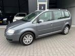 Volkswagen Touran 1.6-16V FSI Trendline, Auto's, Stof, Gebruikt, 4 cilinders, 116 pk