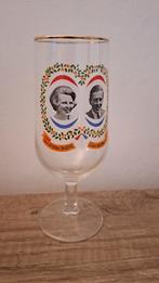 Mooi bierglas en melkbeker., Ophalen