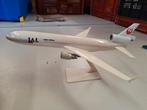 (127) McDonnell Douglas MD-11 1:200 JAL, Ophalen of Verzenden, Zo goed als nieuw, 1:200 of kleiner, Overige merken