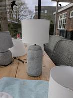Schemerlampen met stenen voet, Ophalen, Rond