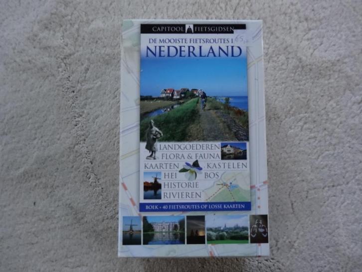 Capitool mooiste fietsroutes in Nederland fiets kaarten, Boeken, Reisgidsen, Nieuw, Fiets- of Wandelgids, Benelux, Capitool, Ophalen of Verzenden