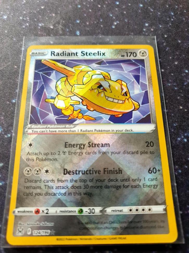 Pokémon kaart Radiant Steelix #124 Lost Origin, Hobby en Vrije tijd, Verzamelkaartspellen | Pokémon, Zo goed als nieuw, Losse kaart