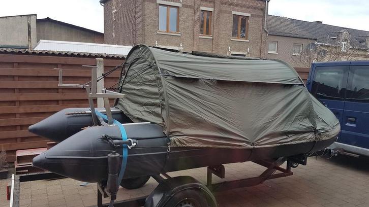 Complete visset te huur - Rubberboot, tent, trailer!, Watersport en Boten, Hengelsport | Karpervissen, Zo goed als nieuw, Ophalen of Verzenden