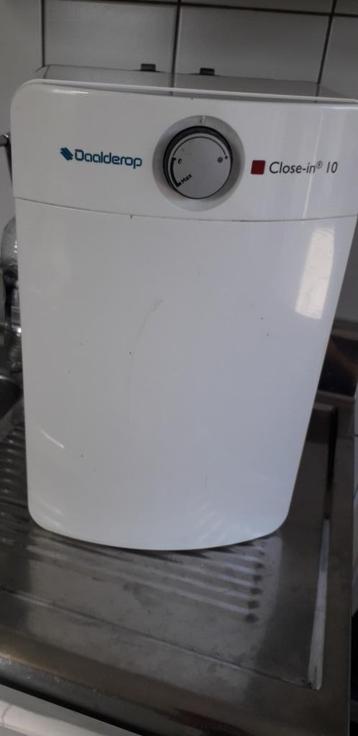 Daalderop boiler close in  10 ltr beschikbaar voor biedingen