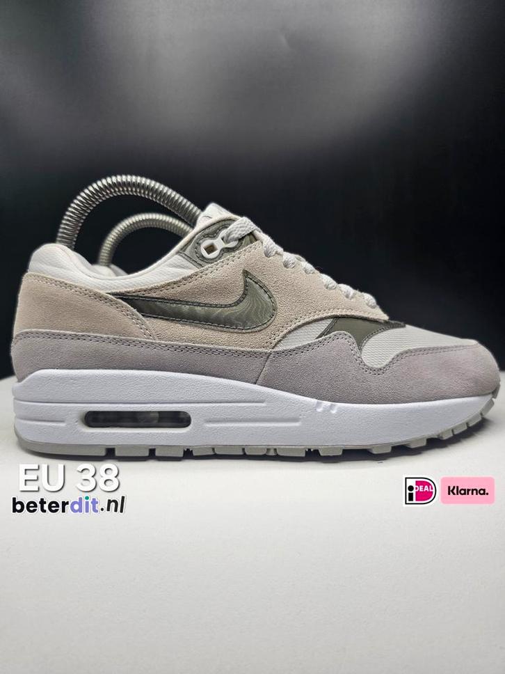 Nike Air Max 1 SE 'Atmosphere Grey'
Maat: 38, Kleding | Dames, Schoenen, Zo goed als nieuw, Sneakers of Gympen, Grijs, Ophalen of Verzenden