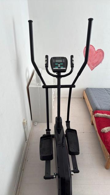 Focus Fitness Fox 1 Cross Trainer beschikbaar voor biedingen