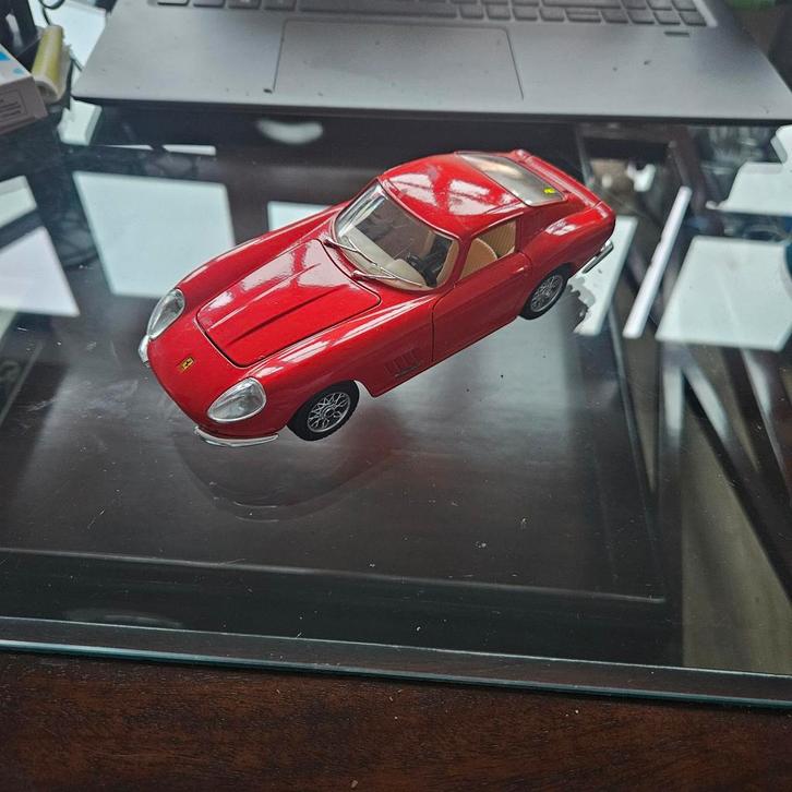 Bburago Ferrari 275 GTB/4 Modelauto, Hobby en Vrije tijd, Modelauto's | 1:18, Zo goed als nieuw, Auto, Bburago, Ophalen of Verzenden