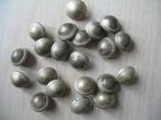 Lot Bolknoopjes Room/Goudachtig 21 x ( Josephine & Co ) Vint, Ophalen of Verzenden, Zo goed als nieuw, Knoop of Knopen