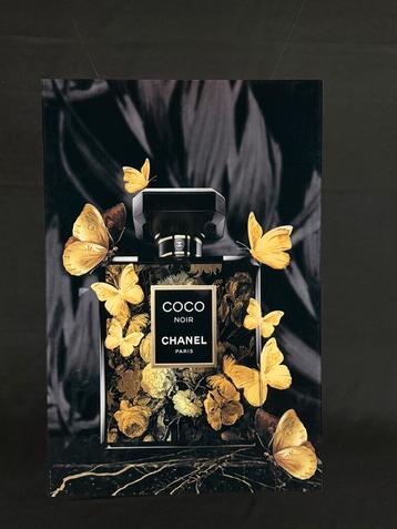 Coco Chanel plexiglass schilderij beschikbaar voor biedingen