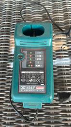 Makita oplader, Ophalen of Verzenden, Zo goed als nieuw