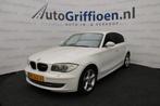 BMW 1-serie 116i Executive nette 5-deurs met 6-bak, Auto's, BMW, 1-Serie, Gebruikt, 4 stoelen, Grijs