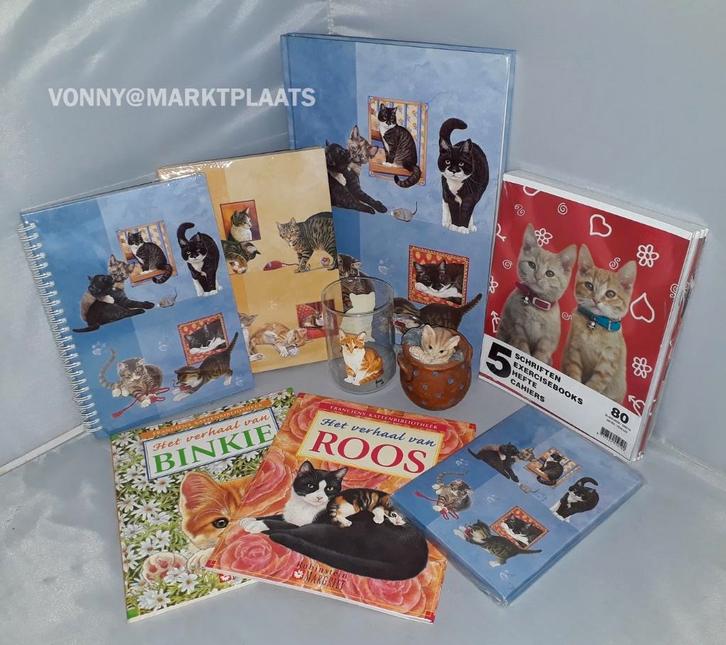 Katten Set : Boeken Schriften Glas Beeldje Franciens Katten, Verzamelen, Dierenverzamelingen, Zo goed als nieuw, Overige typen