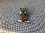 1 leuke pin van Marvin the Martian te koop, Verzamelen, Ophalen of Verzenden, Nieuw, Overige onderwerpen, Speldje of Pin