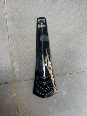 Vespa sprint neuskap beschikbaar voor biedingen