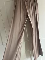 * nieuw * satijnen taupe pantalon 1 mt, Ophalen of Verzenden, Zo goed als nieuw