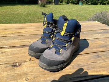Kinder wandel- / bergschoenen maat 36 beschikbaar voor biedingen