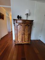 Antieke kast met lade en 2 deurtjes.planken, Antiek en Kunst, Ophalen