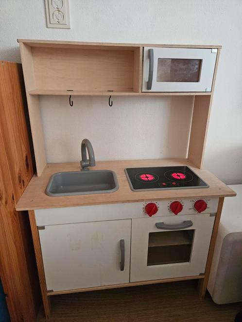 Speelgoed Keuken Lidl incl verhoging en materialen, Kinderen en Baby's, Speelgoed | Speelkeukens, Gebruikt, Speelkeuken, Hout