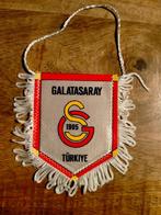 Galatasaray 1905 Turkije voetbal club voetbalclub vaantje, Verzamelen, Sportartikelen en Voetbal, Ophalen of Verzenden, Gebruikt