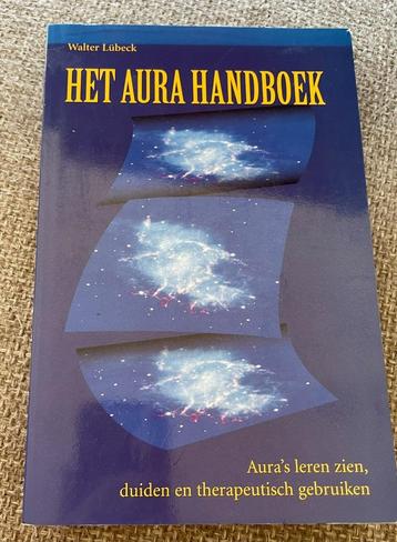 Walter Lübeck Het Aura Handboek beschikbaar voor biedingen