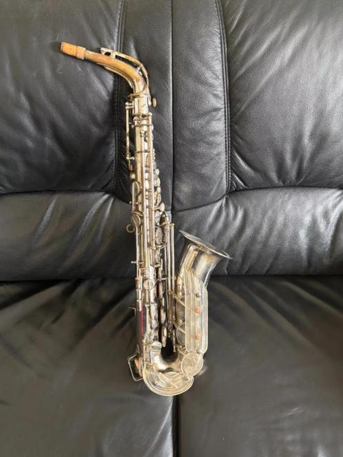 Keilwerth saxofoon “The New King” Engelsvleugel uit ca. 1956, Muziek en Instrumenten, Blaasinstrumenten | Saxofoons, Zo goed als nieuw