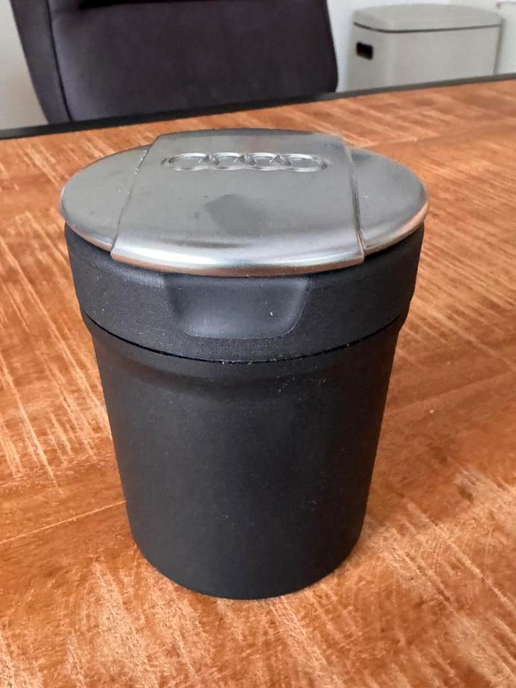Originele Audi asbak/ gumtray, Auto diversen, Auto-accessoires, Nieuw, Ophalen of Verzenden