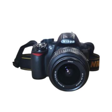 Nikon D3100 Spiegelreflexcamera + 18-55mm Lens beschikbaar voor biedingen
