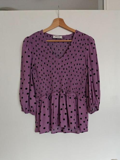 Polkadot blousje Modström maat XS, Kleding | Dames, Blouses en Tunieken, Zo goed als nieuw, Maat 34 (XS) of kleiner, Paars, Ophalen of Verzenden