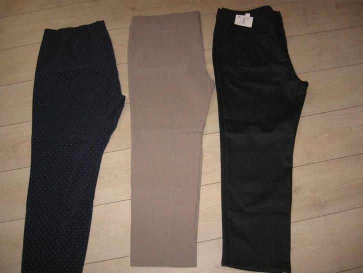 2 Nieuwe stretch lange broeken 54 grote maten  €15,- P st., Kleding | Dames, Grote Maten, Zo goed als nieuw, Broek of Spijkerbroek