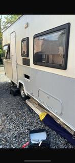 Knaufland Eiffel Caravan - Opgeknapt!, Vast bed, Rondzit, Luifel, Tot en met 4