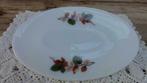 Vintage opaline schaaltje met rozenbottels, JAJ ENGLAND, Huis en Inrichting, Keuken | Servies, Ophalen of Verzenden, Gebruikt