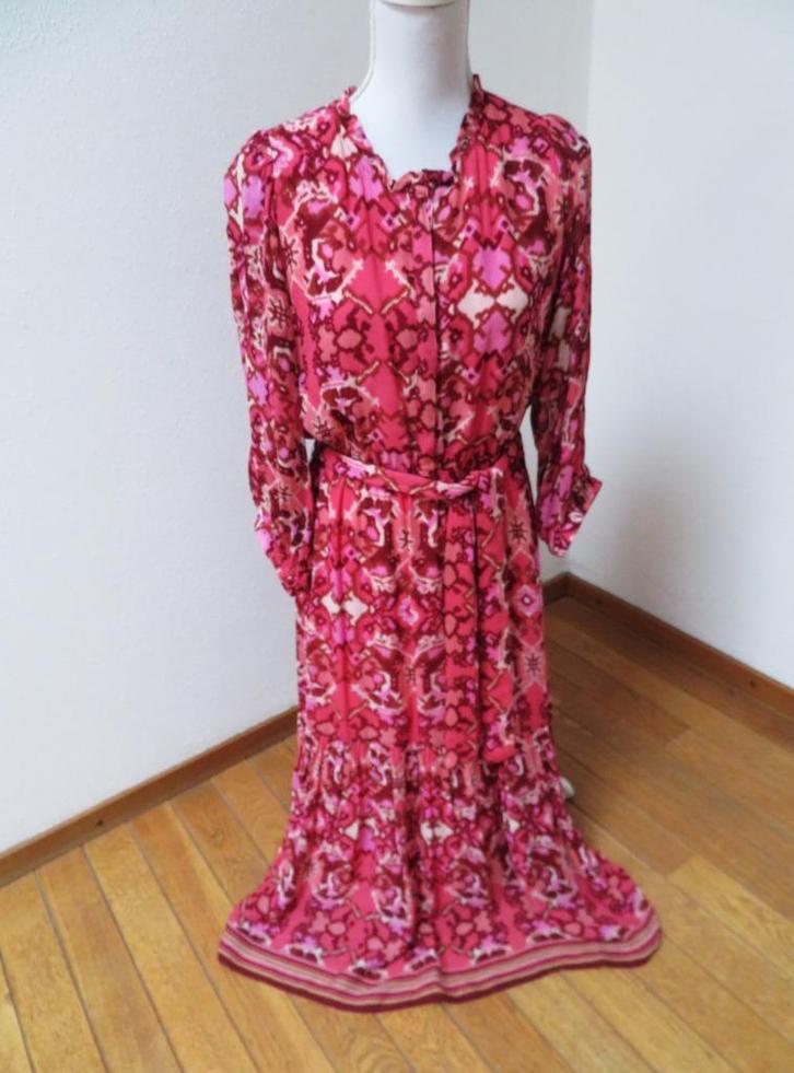 X53 SUNCOO PARIS aparte nieuwe jurk roze T3 38/40, Kleding | Dames, Jurken, Nieuw, Maat 38/40 (M), Roze, Onder de knie, Ophalen of Verzenden