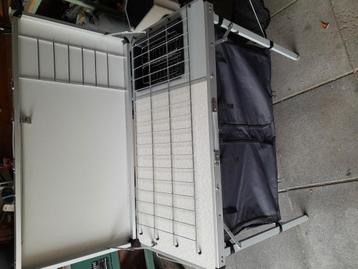 Camping keukentje , zo goed als nieuw beschikbaar voor biedingen