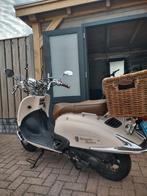 BTC scooter type ZNAM50 BN25 ZNAMA old version, Fietsen en Brommers, Ophalen, Zo goed als nieuw, Overige merken