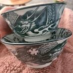Twee Japanse Schalen met Drakenmotief, Gebruikt, Porselein of Keramiek, Schaal, Rond
