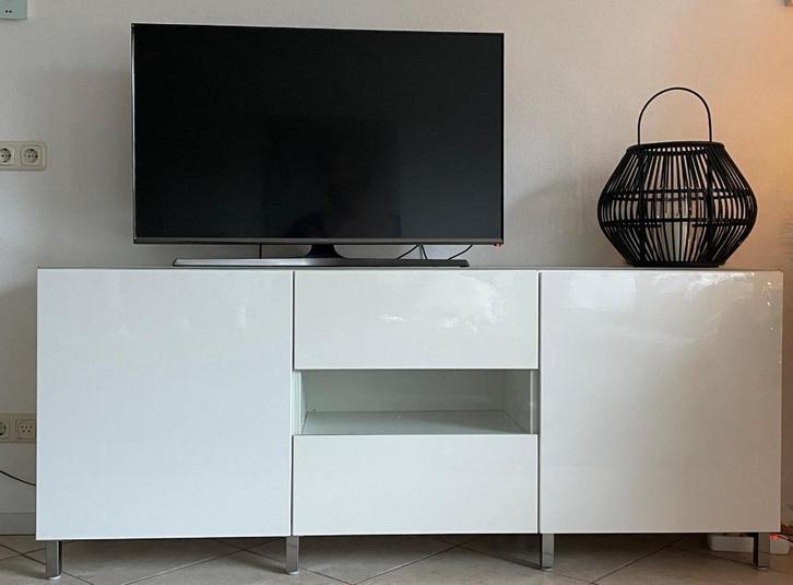 IKEA Dressoir - Modern en Strak, Huis en Inrichting, Kasten | Dressoirs, Zo goed als nieuw, 150 tot 200 cm, 25 tot 50 cm, Kunststof