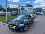 BMW 3-serie Touring 318i Business Line, Auto's, Automaat, Euro 5, Origineel Nederlands, Parkeersensor