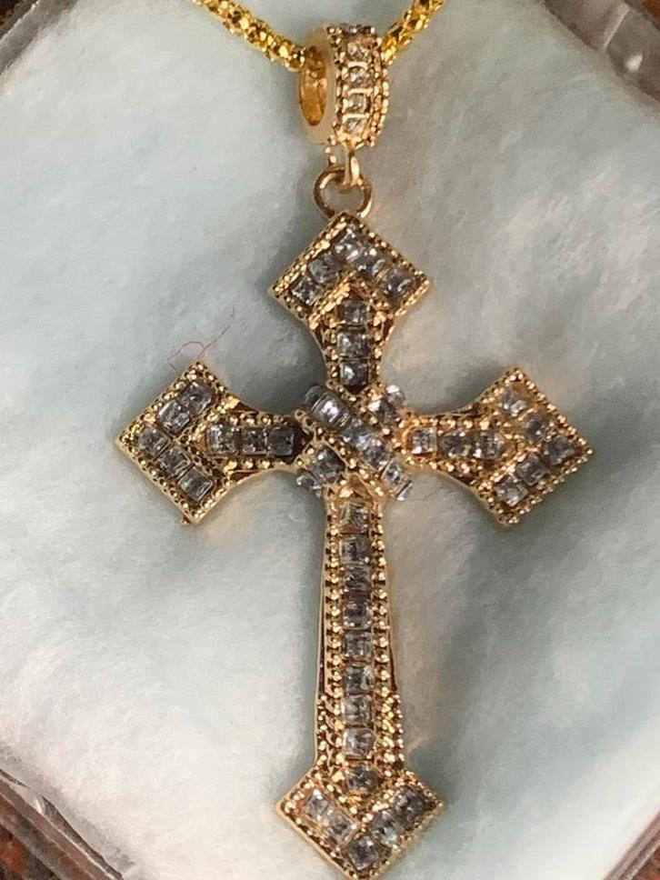 Goudkleurig Kruis Hanger met Strass, Sieraden, Tassen en Uiterlijk, Kettinghangers, Nieuw, Overige materialen, Goud, Kruis of Symbool