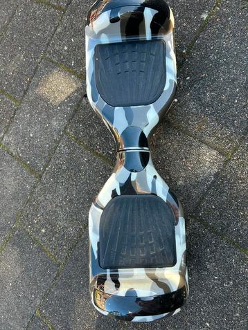 Hoverboard Camouflage + Kart - Bluetooth beschikbaar voor biedingen